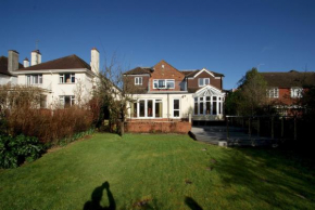 Pass the Keys Large family home with garden & balcony, close to the University